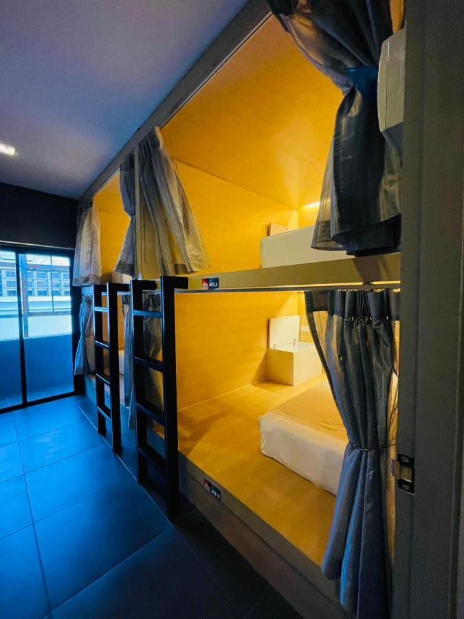 Rabbitel Phuket 호스텔 외부 사진