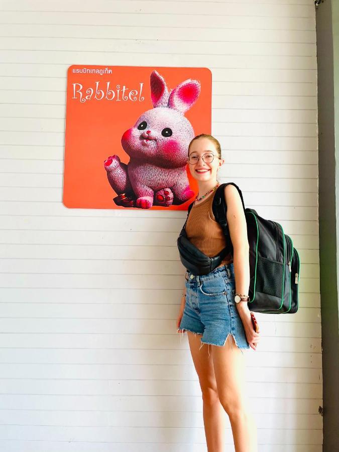 Rabbitel Phuket 호스텔 외부 사진