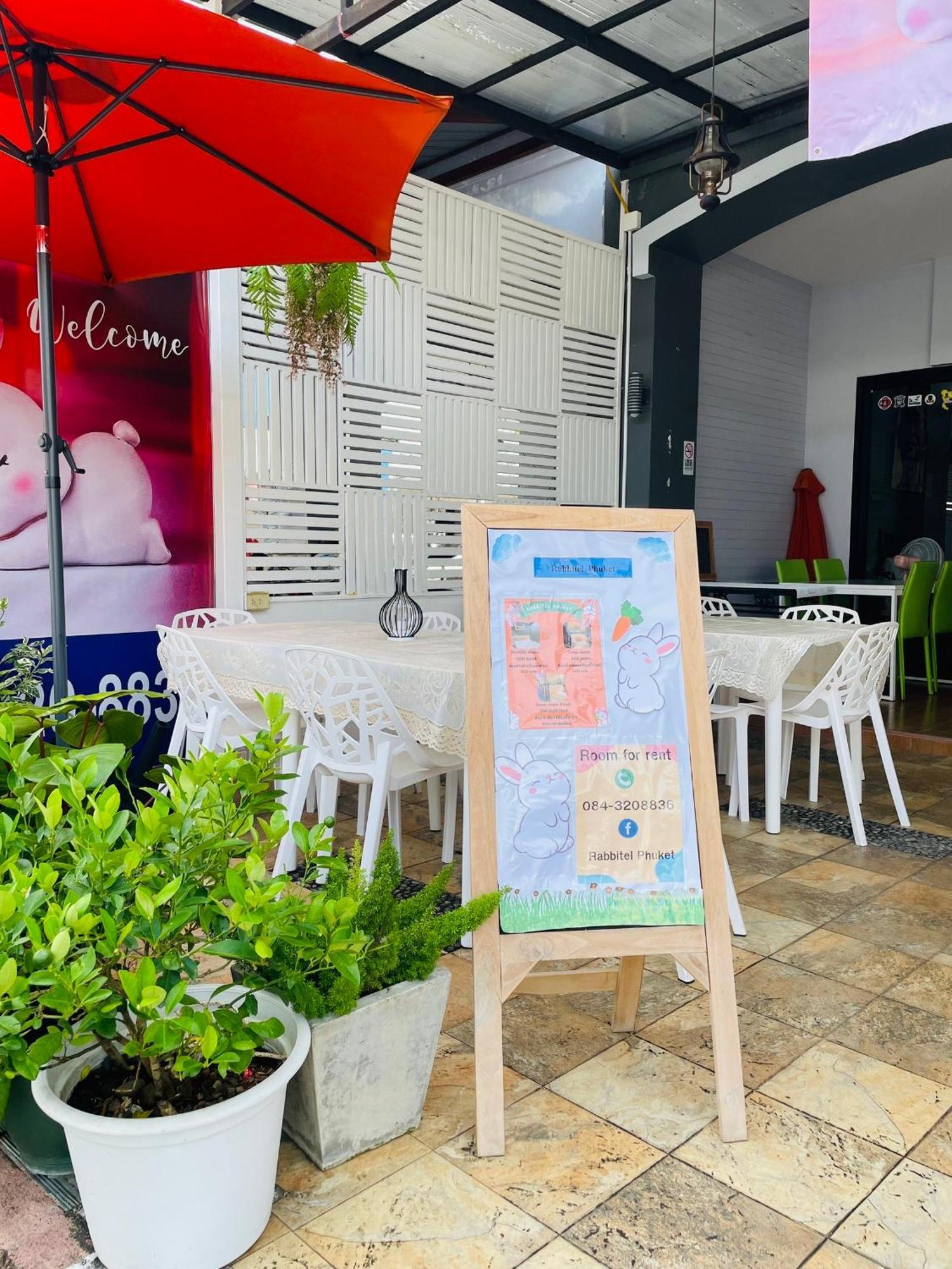 Rabbitel Phuket 호스텔 외부 사진